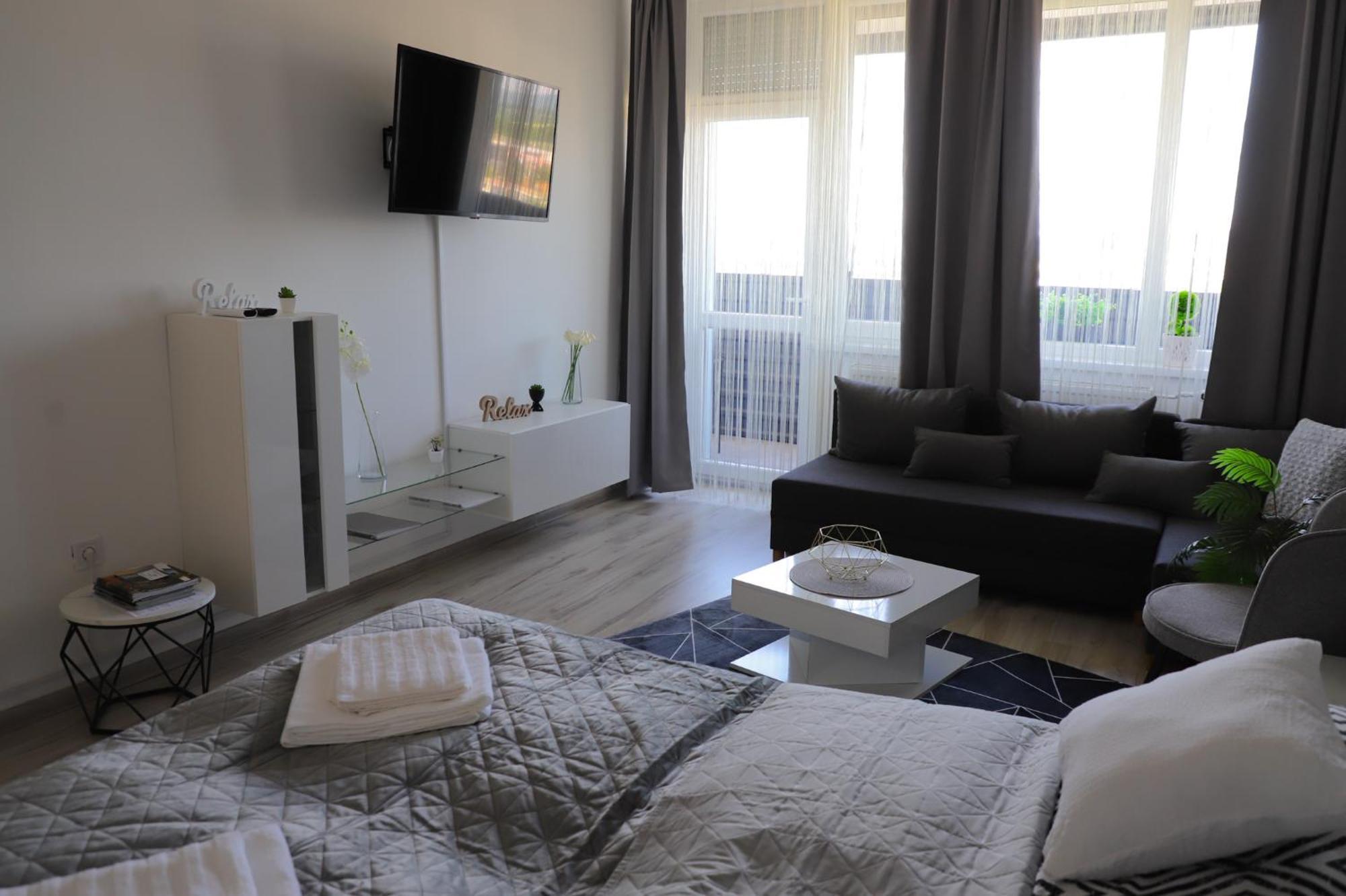 Ueveghid Apartman Satoraljaujhely Ngoại thất bức ảnh