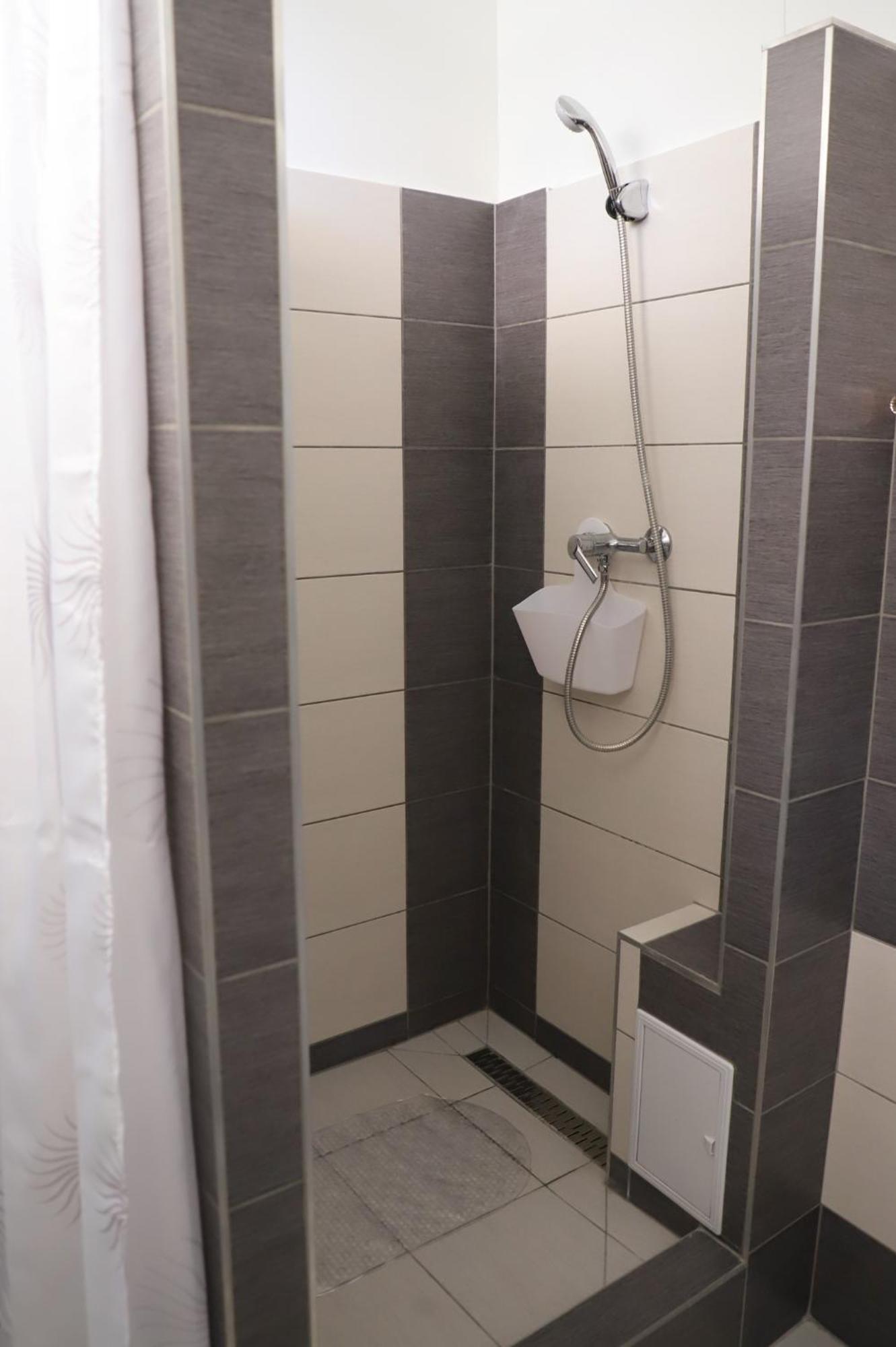 Ueveghid Apartman Satoraljaujhely Ngoại thất bức ảnh